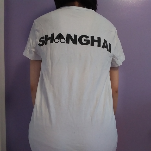 NWOT Moose Knuckles Shanghai Favorite City T-shirt - Picture 2 of 7